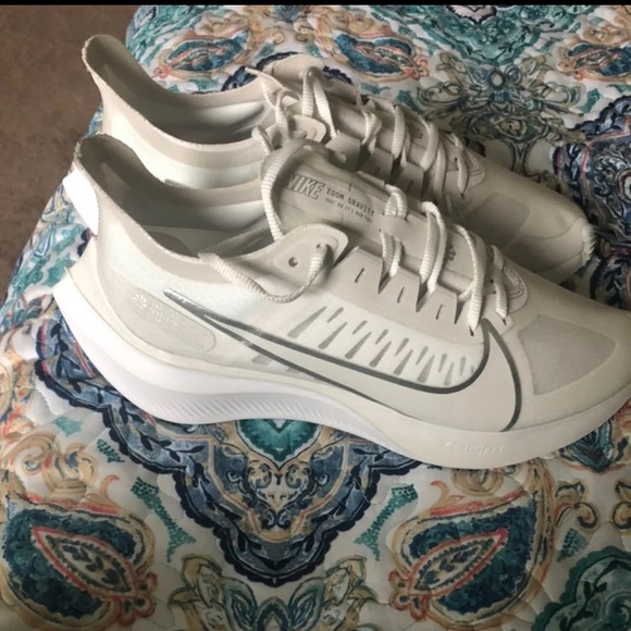 SOLD - Picture 3 of 5